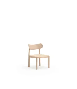 Butaca modelo Nara acabado natural claro, 59.5cm(ancho) 77cm(alto) 59.5cm (fondo)