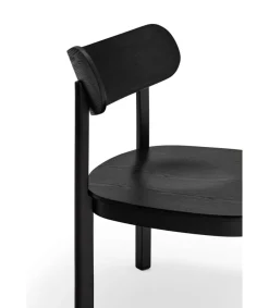 Butaca modelo Nara acabado negro, 59.5cm(ancho) 77cm(alto) 59.5cm (fondo)