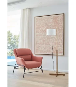 Butaca modelo Sadira acabado Coral, 84cm(ancho) 87cm(alto) 88cm (largo)