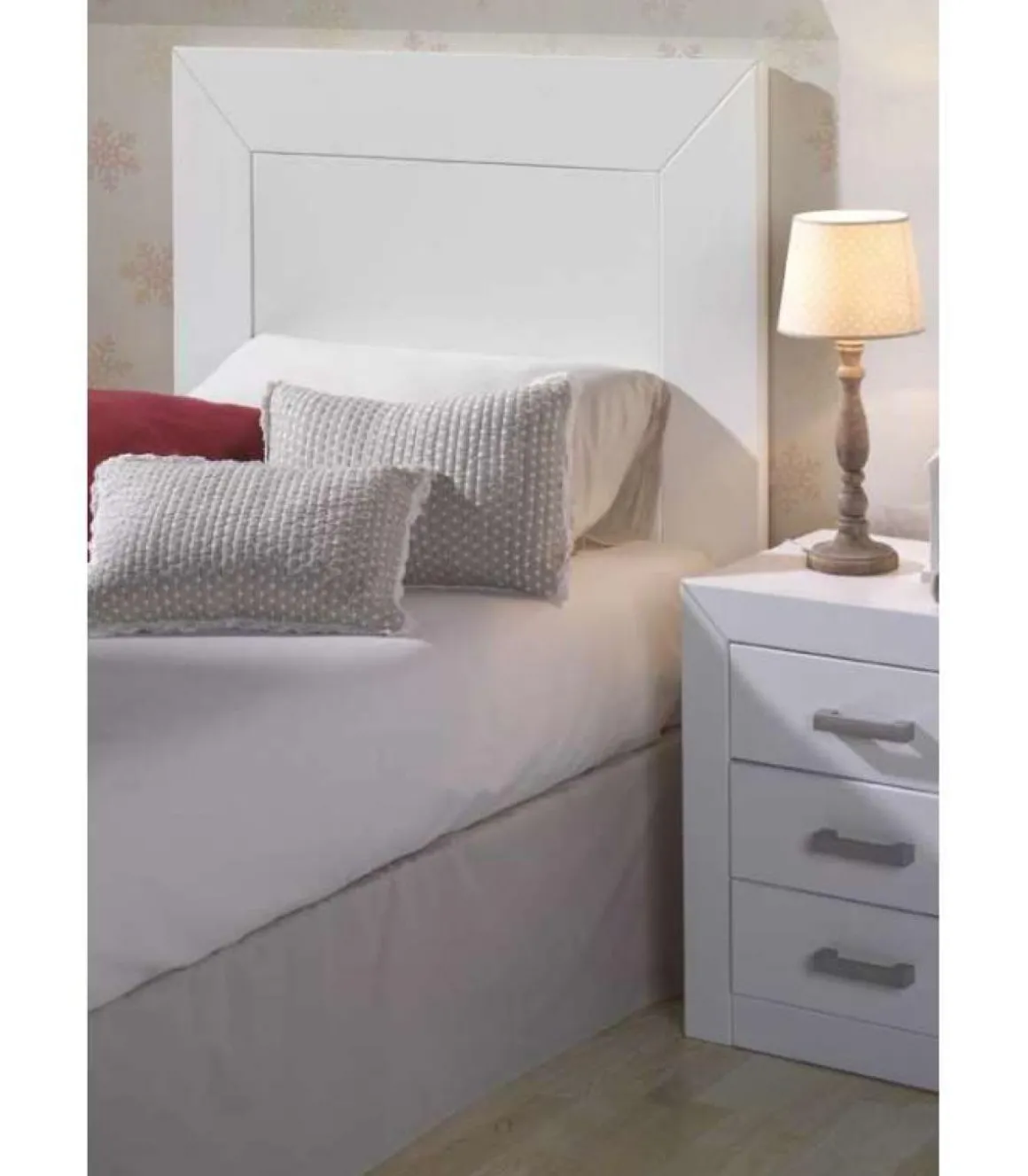 Cabecero madera en acabado blanco 110 cm(alto)100 cm(ancho)