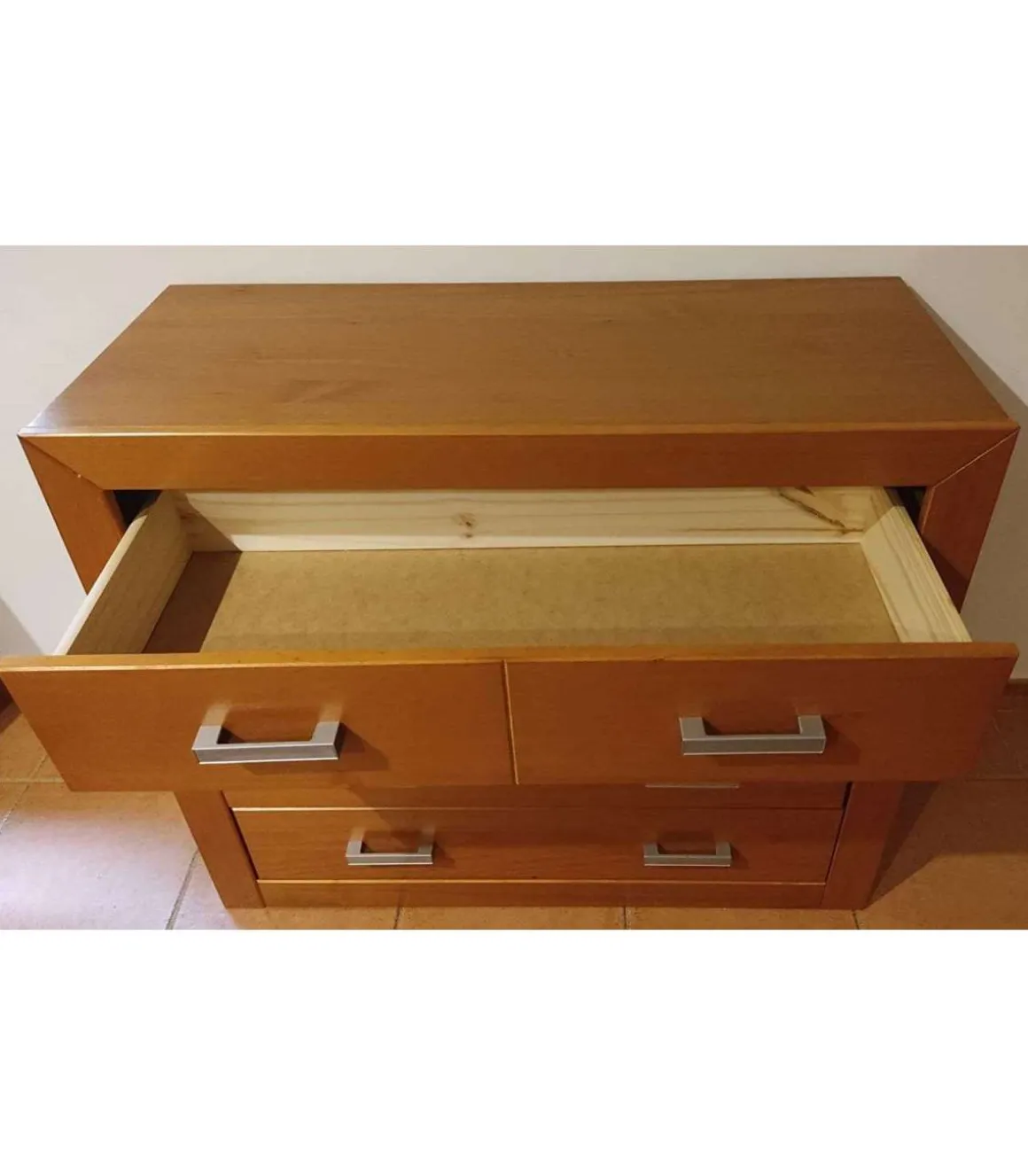 Cómoda dormitorio juvenil o matrimonio 4 Cajones madera maciza 80 cm(alto)95 cm(ancho)40 cm(largo)