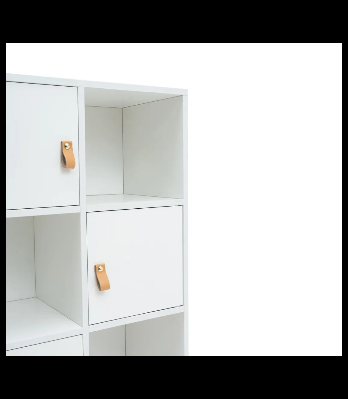 Estantería 4 puertas, 4 huecos acabado blanco, 119cm(alto) 60cm(ancho) 29cm(fondo). .