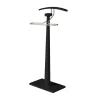 Galan 368 lacado en negro y herraje cromo. 112 cm(alto), 46 cm (ancho), 34 cm(fondo).