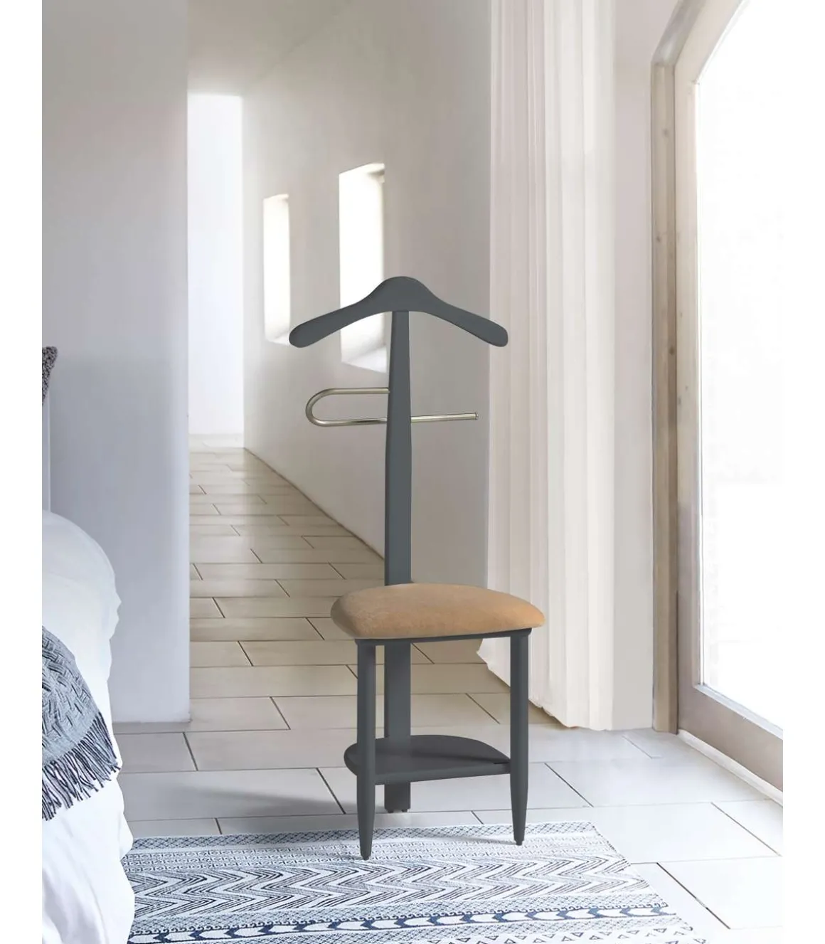 Galán 361 con asiento en beige herrajes cromado satinado lacado azabache, 105 cm(alto)45 cm(ancho)41 cm(largo)