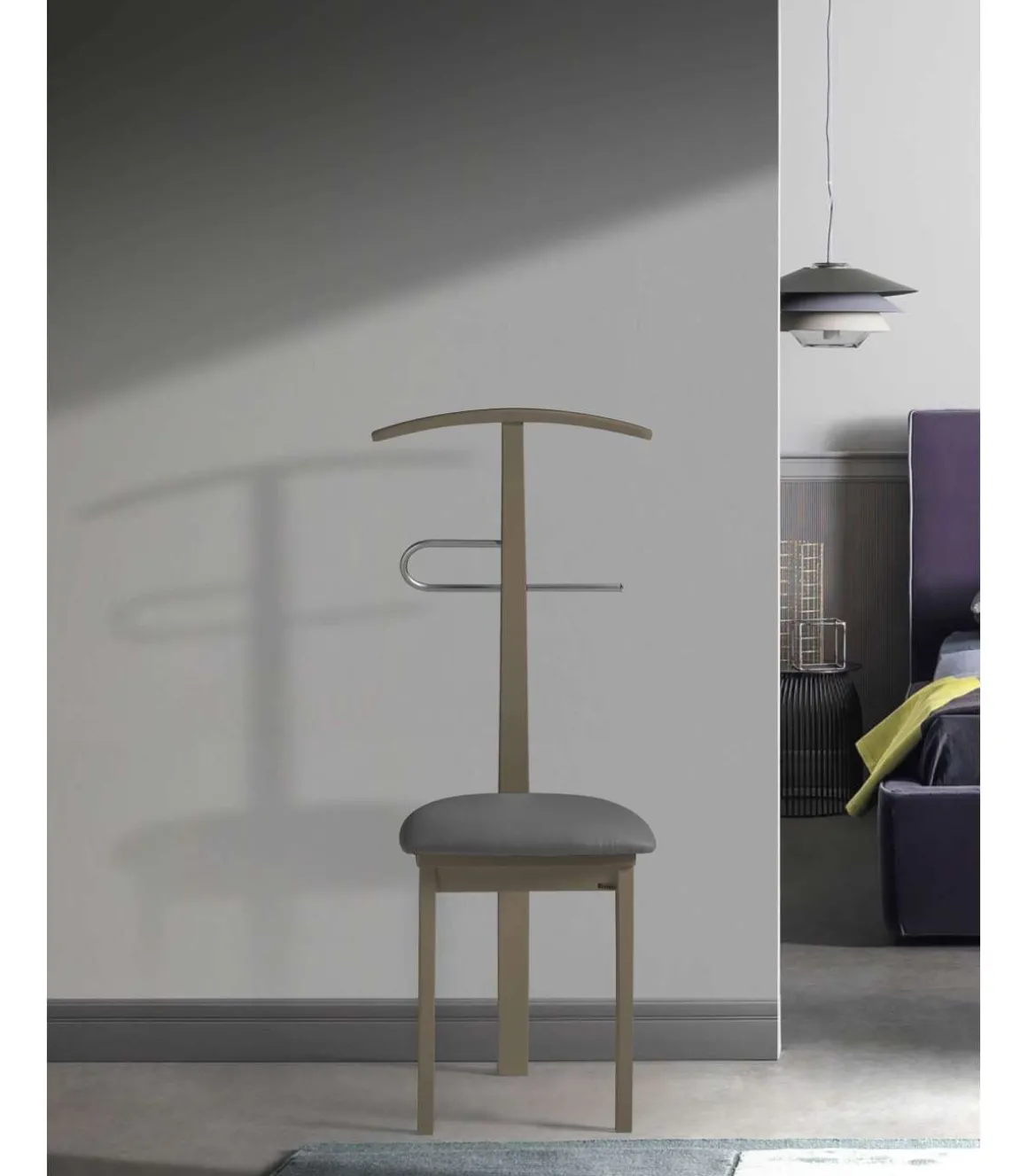 Galán 364 con asiento herrajes cromado satinado lacado en moka, 108 cm(alto)46 cm(ancho)44 cm(largo)