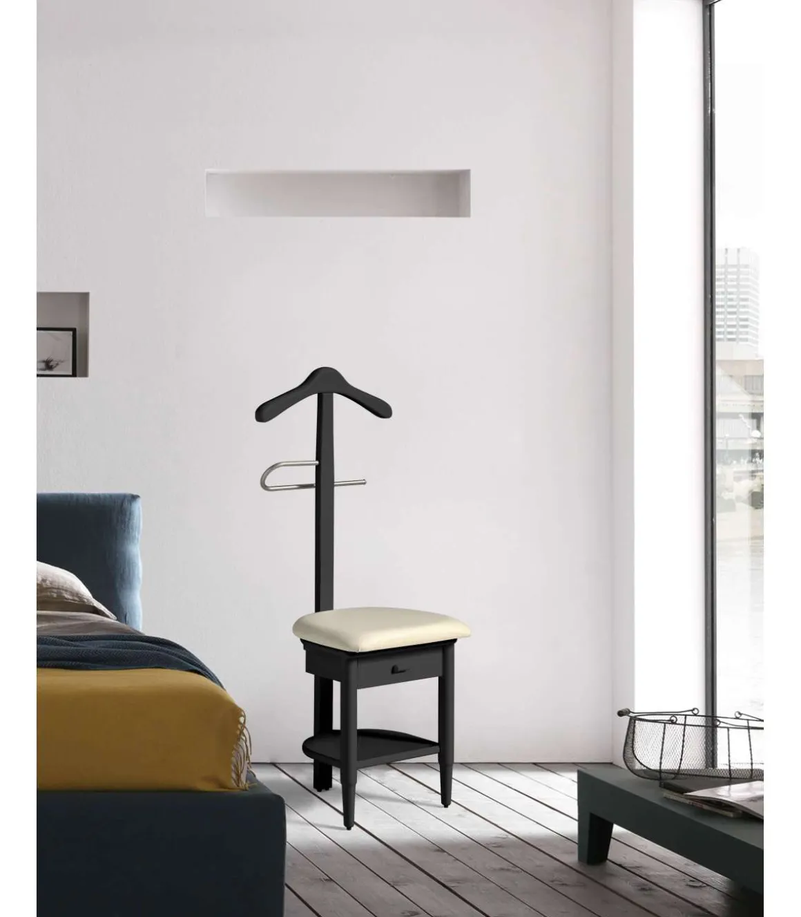 Galán 362 herraje cromo lacado en color negro, 115cm(alto) 45cm(ancho) 41cm(largo)