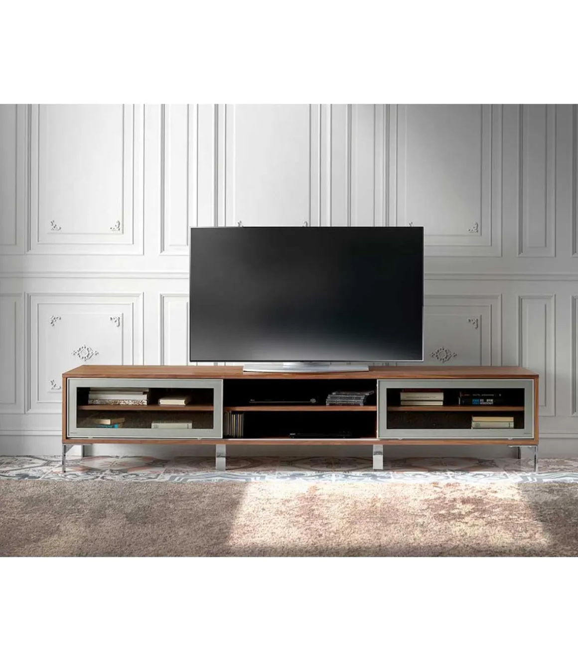Módulo TV en nogal Aroa, 240 x 55 x 50 cm (largo x ancho x alto)