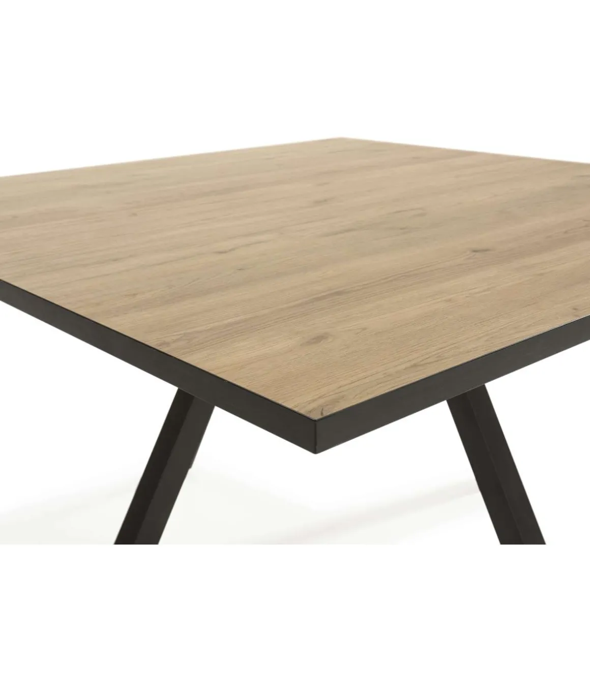 Mesa cuadrada de comedor Beli acabado natural, 77cm(alto) 136cm(ancho) 136cm(largo)