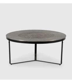 Mesa de centro modelo Saúl acabado latón envejecido, 40cm(alto) 90cm(ancho) 90m(fondo).