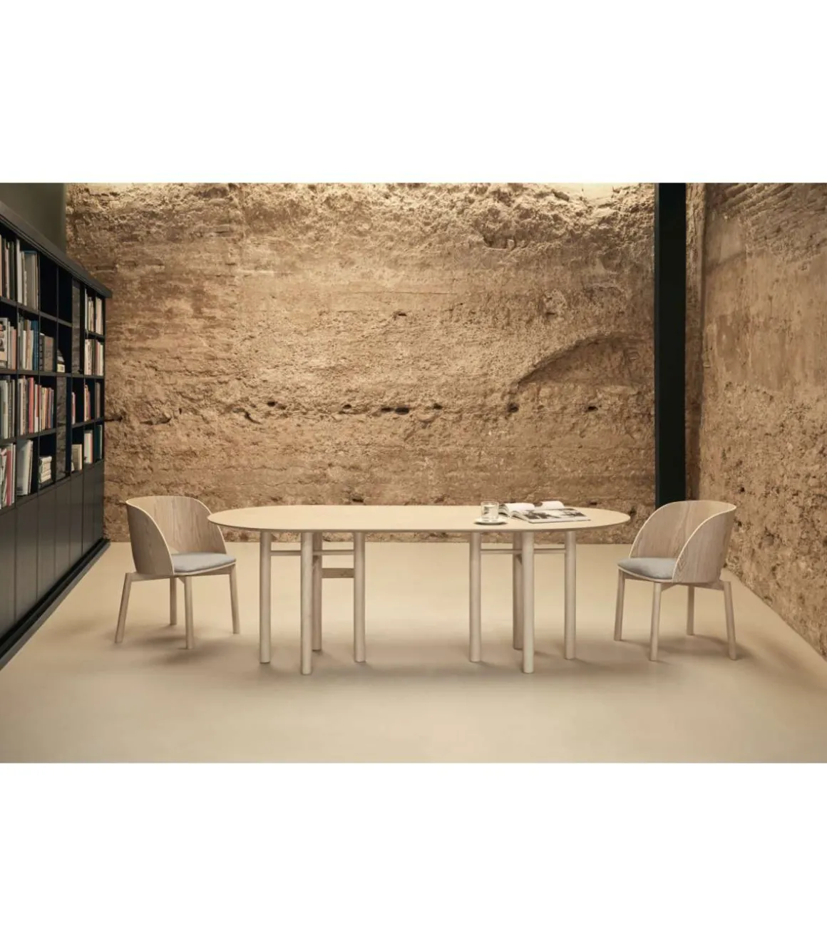 Mesa ovalada para comedor modelo Junco acabado natural, 100cm(ancho) 75cm(alto) 200cm (largo)