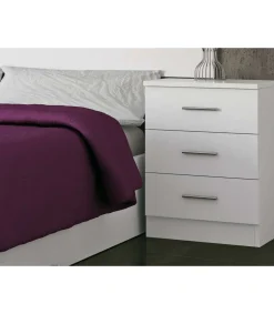 Mesita de noche con 3 cajones acabado blanco, 66cm(alto) 46cm(ancho) 33cm(fondo)