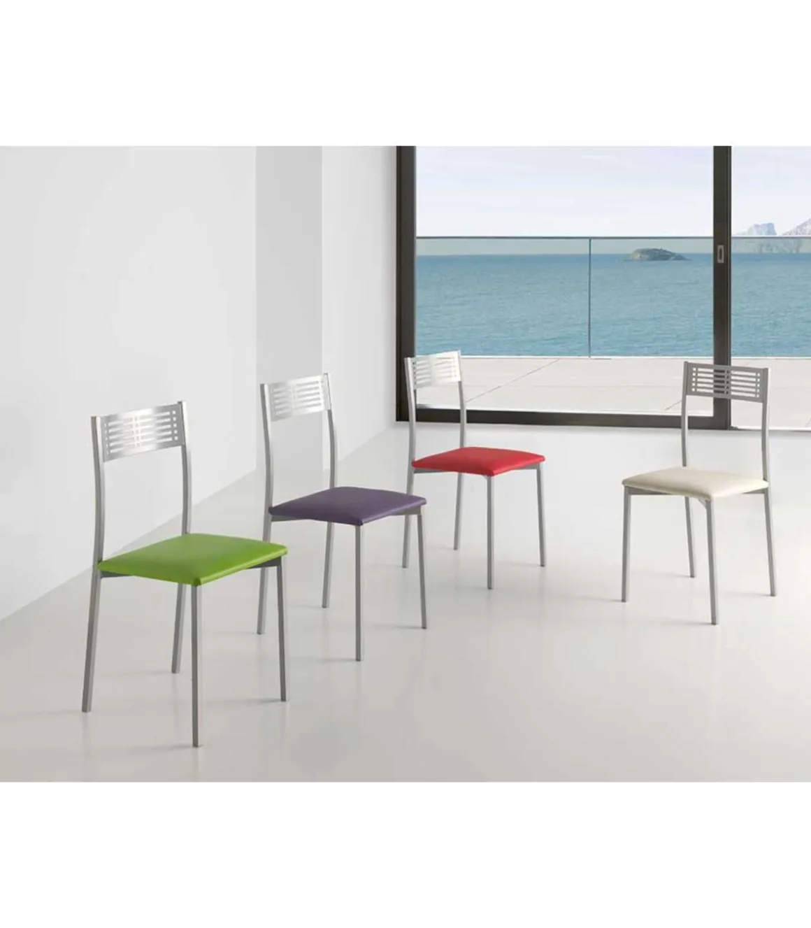 Pack de 4 sillas Laura en polipiel rojo, 41 x 47 x 86 cm (largo x ancho x alto)