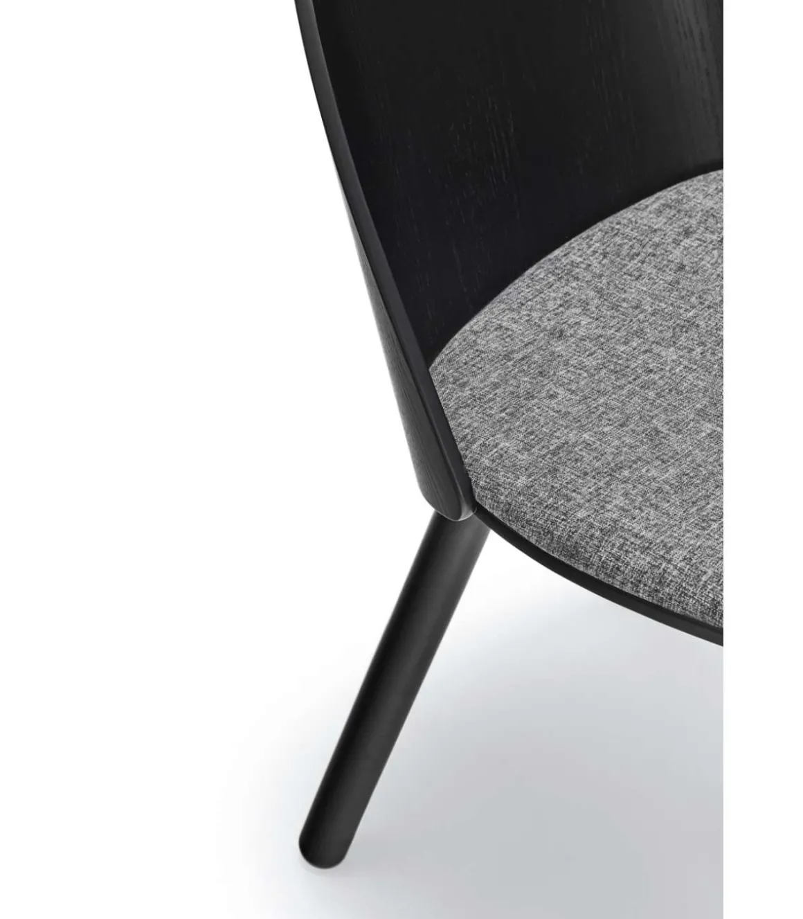 Pack de 2 sillas modelo Uma acabado negro, 45/81cm (alto) 46cm (ancho) 51cm (largo)