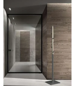 Perchero moderno mod. 428 herrajes en cromo satinado lacado gris, 180 cm(alto)34 cm(ancho)34 cm(largo)