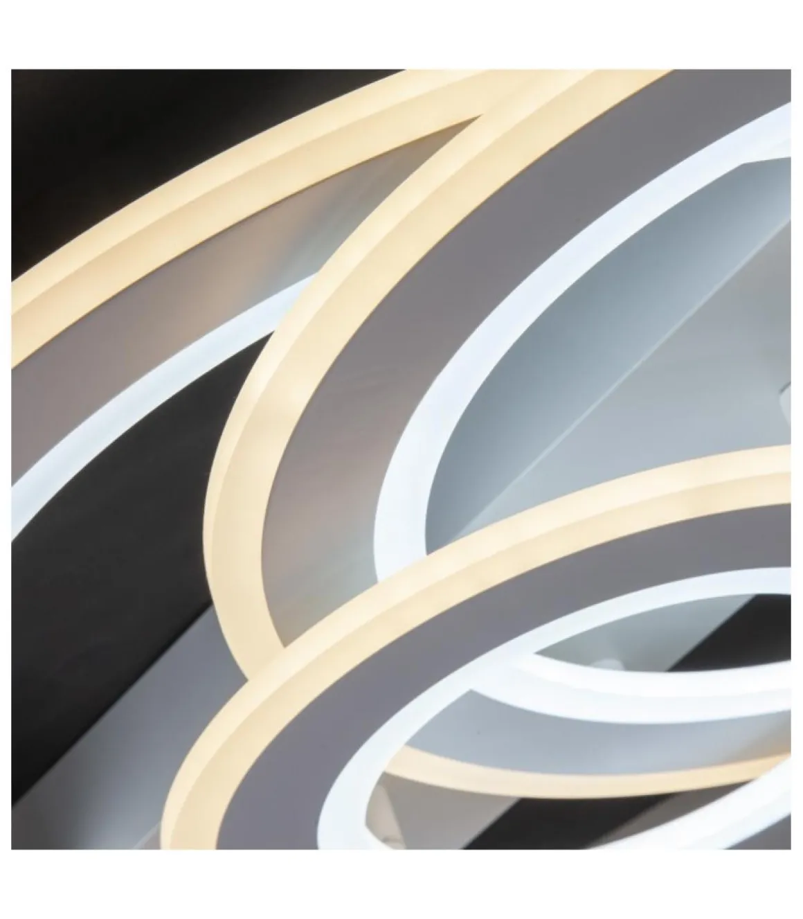 Plafón led modelo Zero acabado blanco 9 cm(alto)57 cm(ancho)50 cm(largo)