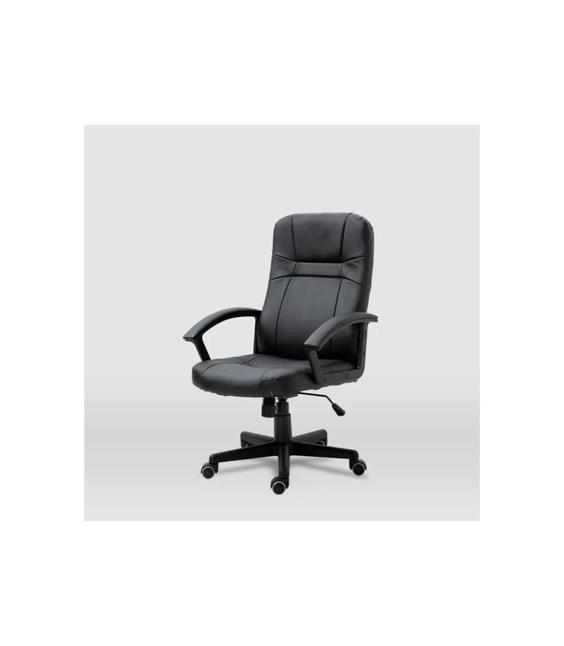 Silla de oficina Elsa en piel sintética negra. Alto: 100-110, Ancho: 65, Fondo: 68.