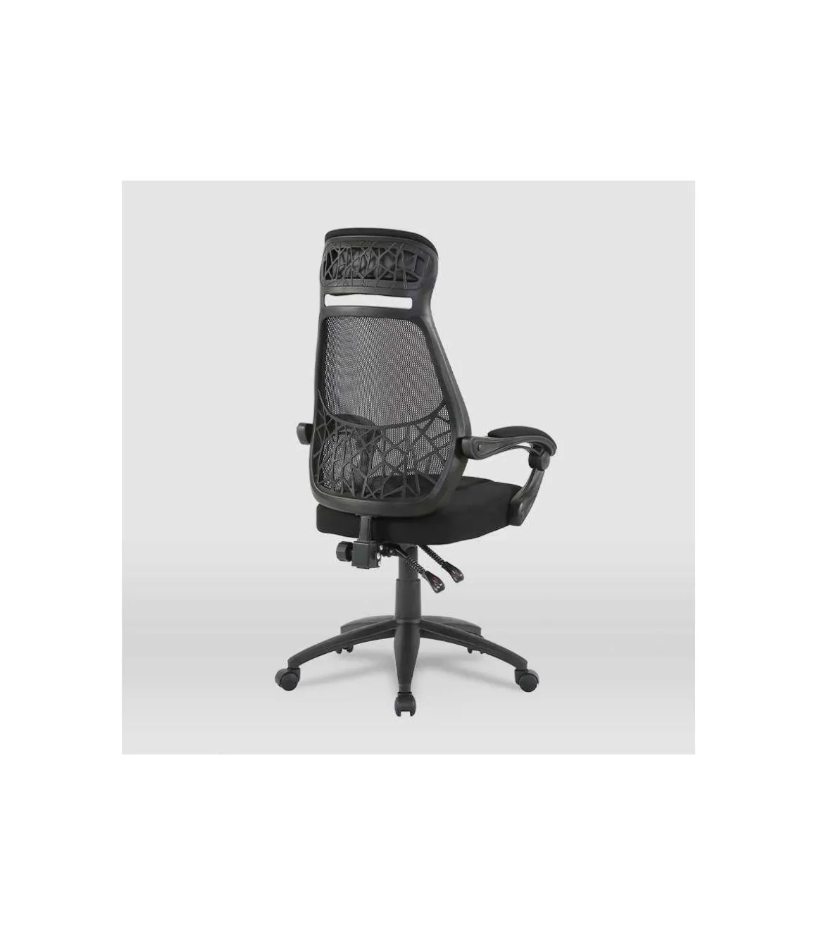 Silla de oficina Erika en negro. Alto: 114,5-122,5, Ancho: 62, Fondo: 58.