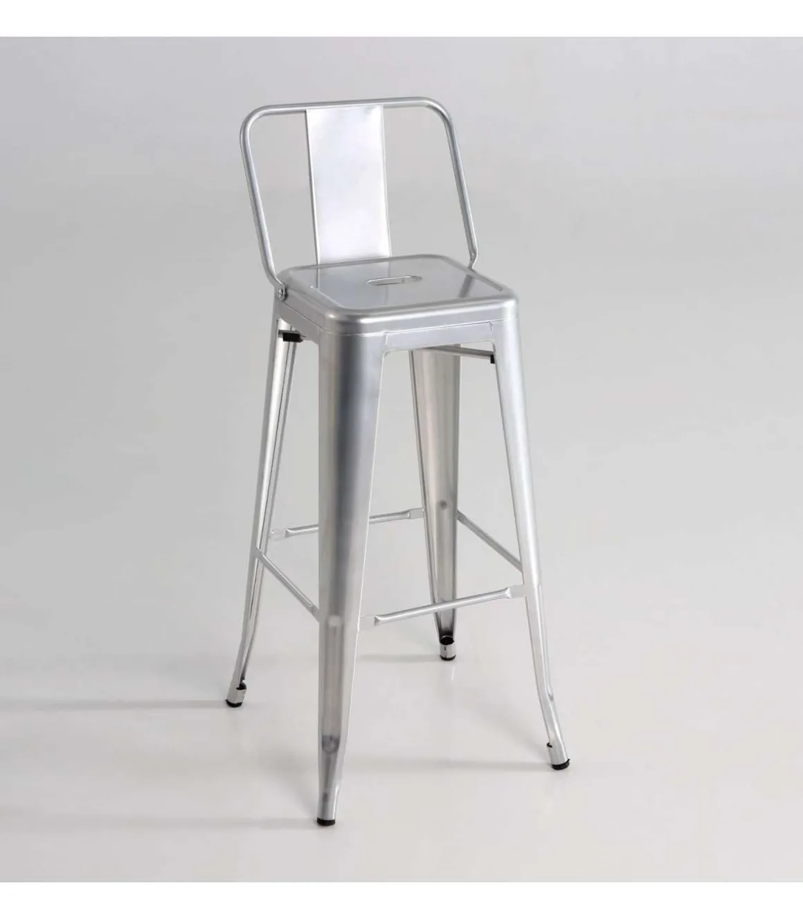 Taburete de metal con respaldo acabado plata, 100 cm(alto)43 cm(ancho)43 cm(largo)