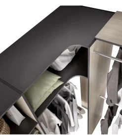 Vestidor de rincón Siles con cortina y cajones acabado natural/grafito, 205cm(alto) 214cm(ancho) 141cm(fondo)